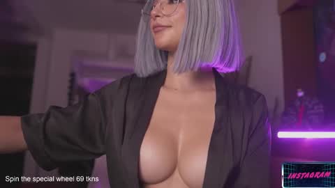 Lucy Alien  online show from January 23, 2025, 12:46 am