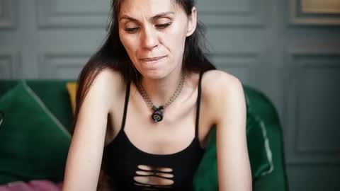 Snapshot of lucycoffee chatting on May 28, 2026, 6:38 pm Lucy online show from May 28, 2026, 6:38 pm