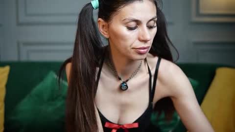 Snapshot of lucycoffee chatting on May 29, 2026, 6:39 pm Lucy online show from May 29, 2026, 6:39 pm
