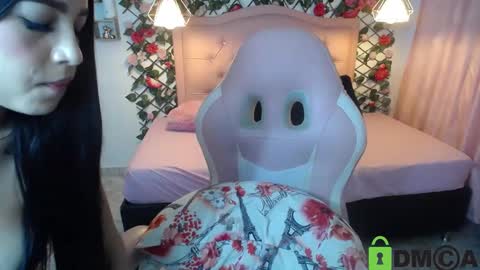 Snapshot of lucycute_1 chatting on February 6, 2025, 4:36 pm Lucy Cute online show from February 6, 2025, 4:36 pm