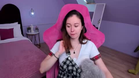 Snapshot of lucyharis chatting on January 17, 2026, 7:57 am Lucy online show from January 17, 2026, 7:57 am