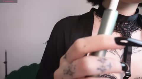 lucykitty_ online show from December 15, 2025, 12:42 pm