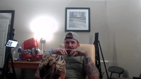 Lucy Loves Lookers online show from February 3, 2025, 11:20 am