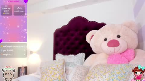 Snapshot of lucyluy chatting on December 20, 2024, 8:06 am Instagramlucyluy10 online show from December 20, 2024, 8:06 am