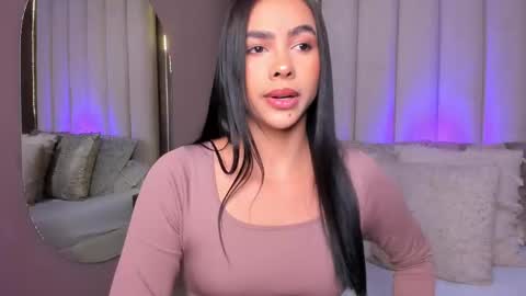 Lucy online show from October 3, 2025, 4:59 pm