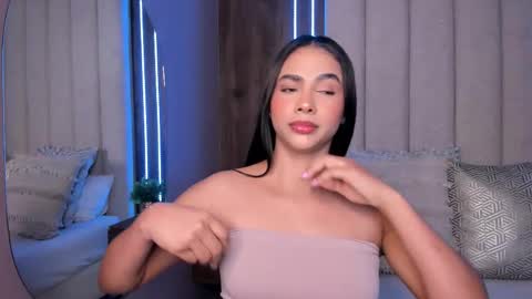 Lucy online show from November 22, 2025, 3:11 pm