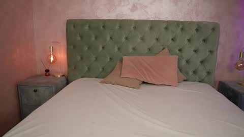 LucyWillow online show from January 18, 2026, 4:16 am