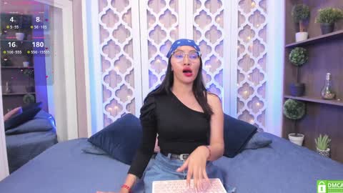 Snapshot of lucyy_liiu chatting on January 11, 2025, 7:27 pm Lucy Liiu online show from January 11, 2025, 7:27 pm