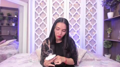 Snapshot of lucyy_liiu chatting on January 30, 2025, 8:10 pm Lucy Liiu online show from January 30, 2025, 8:10 pm