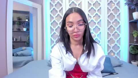 Snapshot of lucyy_liiu chatting on March 4, 2025, 1:12 am Lucy Liiu online show from March 4, 2025, 1:12 am