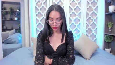 Snapshot of lucyy_liiu chatting on March 10, 2025, 9:29 pm Lucy Liiu online show from March 10, 2025, 9:29 pm