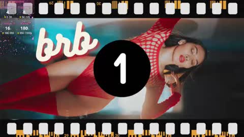 Snapshot of lucyy_liiu chatting on November 22, 2025, 3:22 pm Lucy Liiu online show from November 22, 2025, 3:22 pm