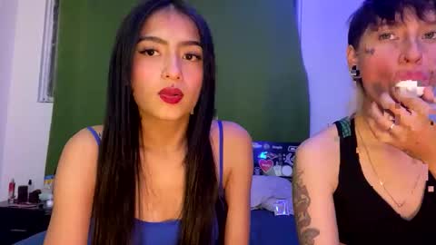 lugiiz05_ online show from November 5, 2025, 2:44 am