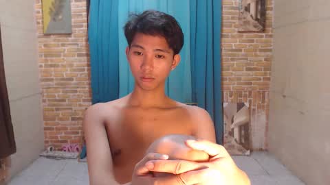 Snapshot of lui_the_fucker chatting on February 19, 2026, 6:31 am lui_the_fucker online show from February 19, 2026, 6:31 am