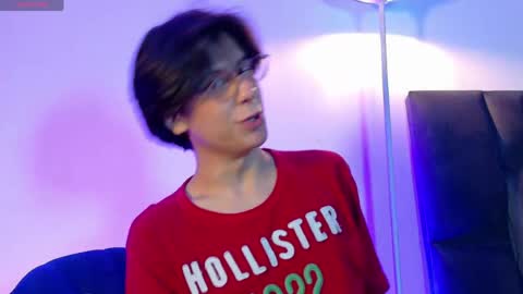 Lui online show from April 11, 2026, 3:55 am