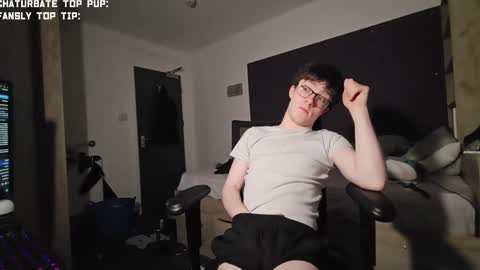 Snapshot of luicferdaroyale chatting on January 15, 2025, 10:57 pm LuciferdaRoyale online show from January 15, 2025, 10:57 pm