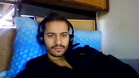 luigi281996 online show from December 31, 2024, 1:19 pm