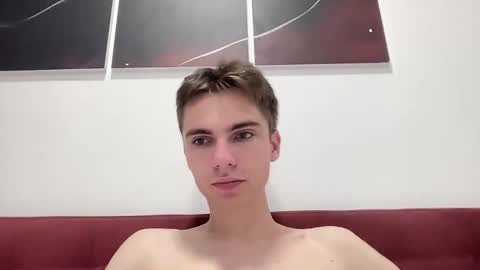 Snapshot of luis_7777 chatting on October 18, 2025, 10:27 am Luis online show from October 18, 2025, 10:27 am