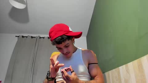 Snapshot of luis_as chatting on February 22, 2025, 3:36 pm Luis AS online show from February 22, 2025, 3:36 pm