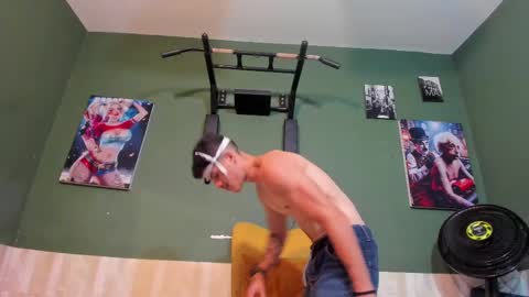Snapshot of luis_as chatting on March 10, 2025, 11:38 pm Luis AS online show from March 10, 2025, 11:38 pm