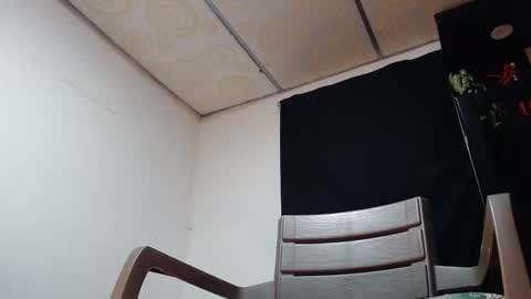 Snapshot of luis_as chatting on January 14, 2026, 12:27 am Luis AS online show from January 14, 2026, 12:27 am