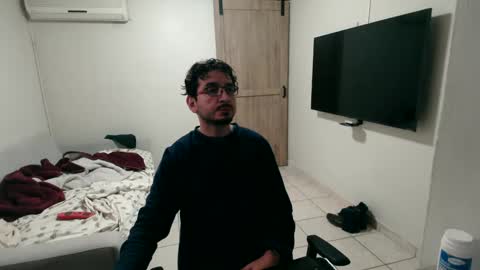 Snapshot of luis_flr chatting on January 14, 2025, 6:07 pm luis_flr online show from January 14, 2025, 6:07 pm