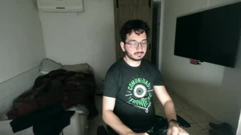 Snapshot of luis_flr chatting on February 14, 2025, 4:37 am luis_flr online show from February 14, 2025, 4:37 am