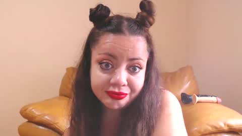 Cassie online show from September 25, 2025, 8:18 am