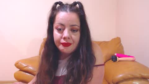 Cassie online show from December 5, 2025, 4:14 pm