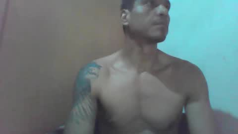 Snapshot of luisgdlx chatting on December 4, 2025, 10:35 am luisgdlx online show from December 4, 2025, 10:35 am