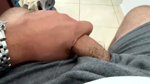 luiso29 online show from December 16, 2024, 5:54 pm