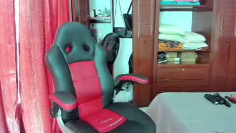 Luissa online show from March 9, 2025, 3:16 pm