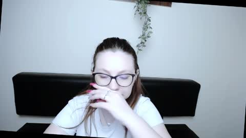 Luiza online show from April 23, 2026, 6:25 am