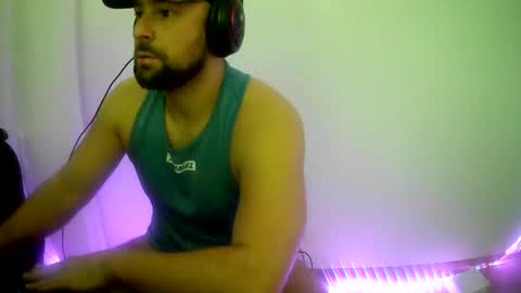 Snapshot of luk_me chatting on January 4, 2025, 10:05 am luk_me online show from January 4, 2025, 10:05 am