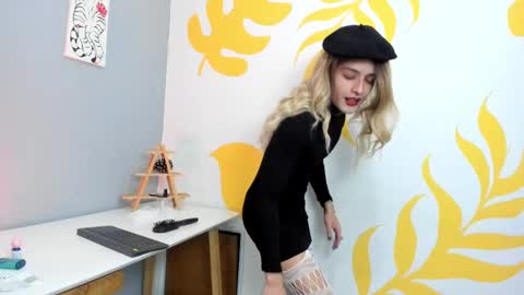 Snapshot of lukacastillo chatting on October 23, 2025, 5:44 pm Luka Castillo online show from October 23, 2025, 5:44 pm