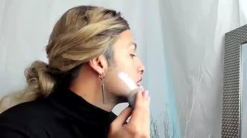 Snapshot of lukacastillo chatting on October 31, 2025, 10:00 pm Luka Castillo online show from October 31, 2025, 10:00 pm