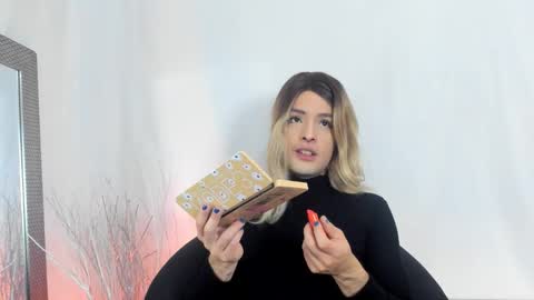 Snapshot of lukacastillo chatting on November 26, 2025, 9:27 pm Luka Castillo online show from November 26, 2025, 9:27 pm