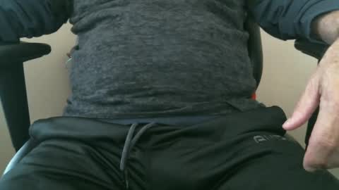 Snapshot of luke7711 chatting on October 8, 2025, 2:47 pm luke7711 online show from October 8, 2025, 2:47 pm