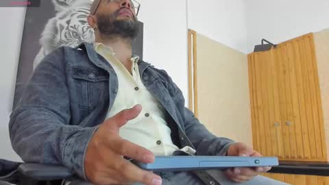 LUKE online show from October 1, 2025, 11:05 am