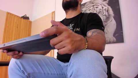 LUKE online show from October 22, 2025, 11:21 am