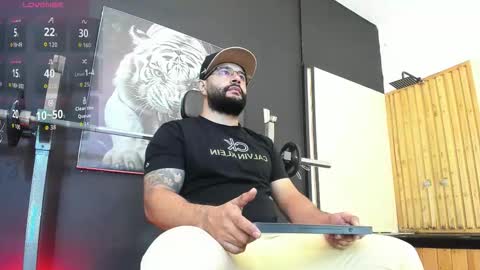 LUKE online show from November 17, 2025, 11:16 am