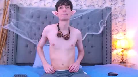 luke_carter online show from October 31, 2025, 1:23 pm