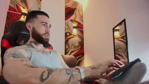 Snapshot of luke_davis01 chatting on October 28, 2025, 1:25 pm LUKE online show from October 28, 2025, 1:25 pm