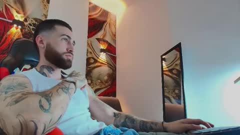 Snapshot of luke_davis01 chatting on November 12, 2025, 1:11 pm LUKE online show from November 12, 2025, 1:11 pm