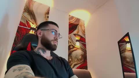 Snapshot of luke_davis01 chatting on November 15, 2025, 1:07 pm LUKE online show from November 15, 2025, 1:07 pm