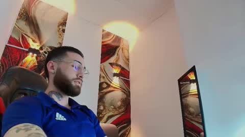 Snapshot of luke_davis01 chatting on November 18, 2025, 1:26 pm LUKE online show from November 18, 2025, 1:26 pm