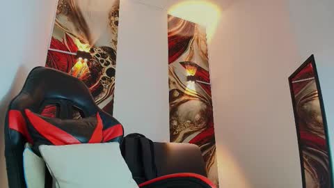 Snapshot of luke_davis01 chatting on November 26, 2025, 1:12 pm LUKE online show from November 26, 2025, 1:12 pm