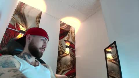 Snapshot of luke_davis01 chatting on January 8, 2026, 1:13 pm LUKE online show from January 8, 2026, 1:13 pm