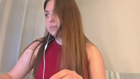 Lana online show from April 3, 2026, 5:44 pm