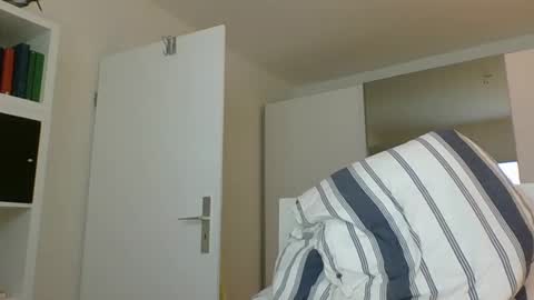 luley58 online show from February 12, 2025, 6:08 am